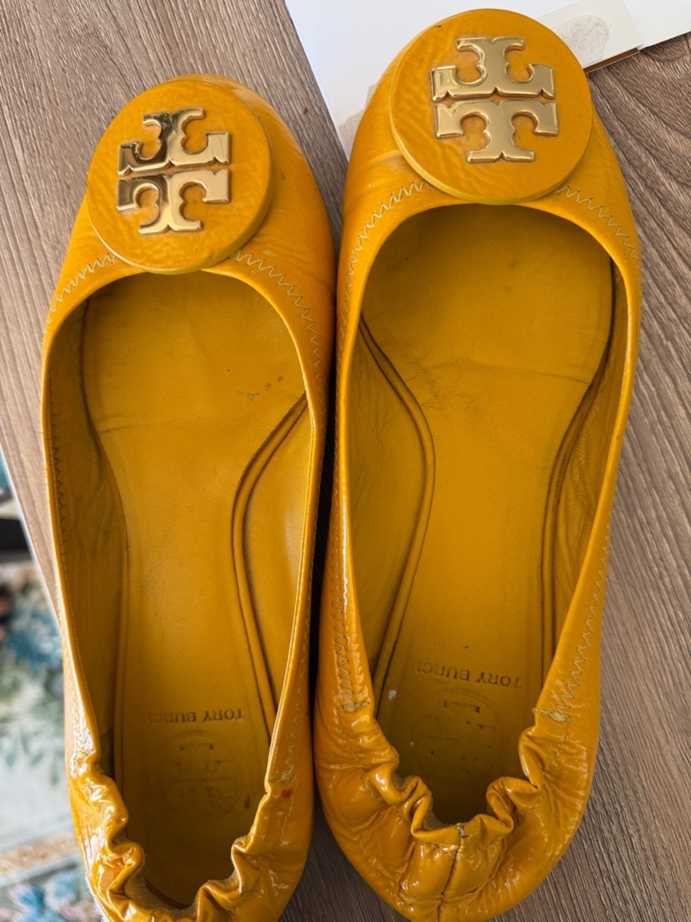 Tory Burch Mustard Yellow Logo Round-Toe Ballet Flats - Picture 7 of 10